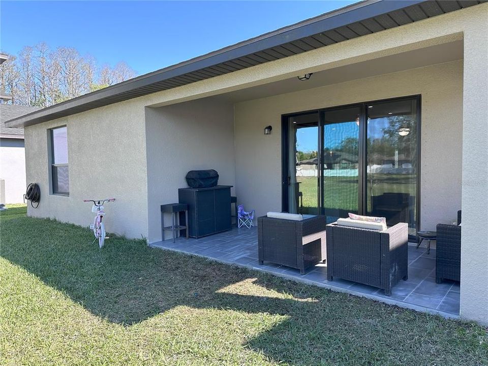 For Sale: $489,000 (4 beds, 3 baths, 2052 Square Feet)