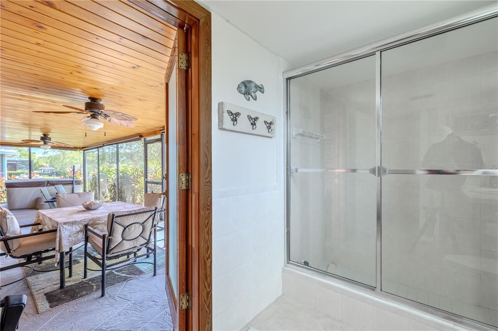 For Sale: $515,000 (3 beds, 2 baths, 1554 Square Feet)