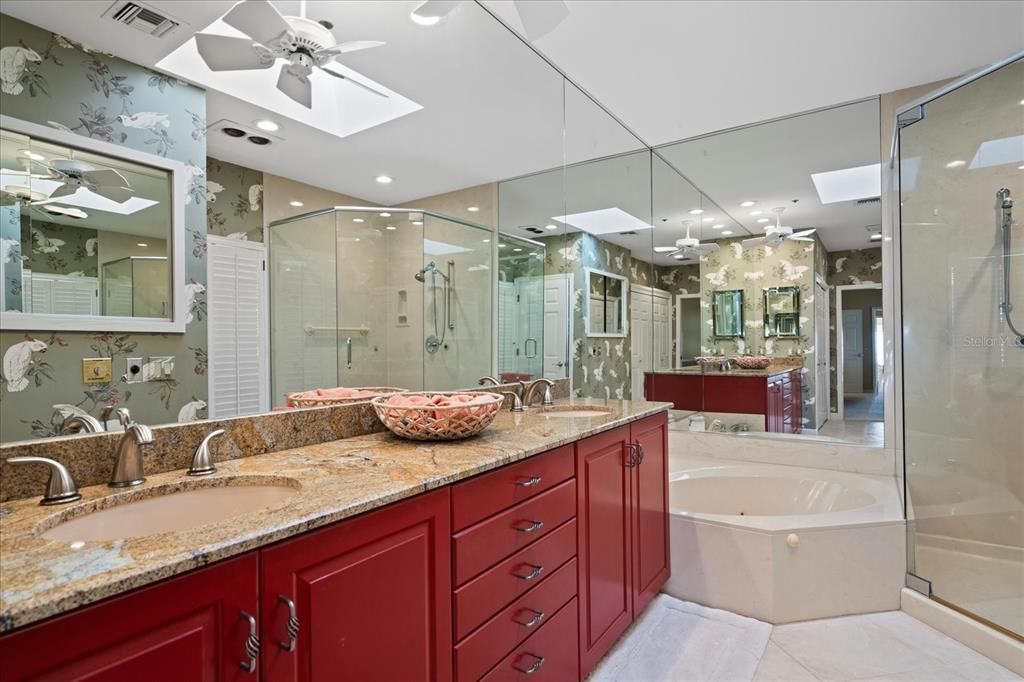 出租: $11,500 (3 贝兹, 3 浴室, 3101 平方英尺)