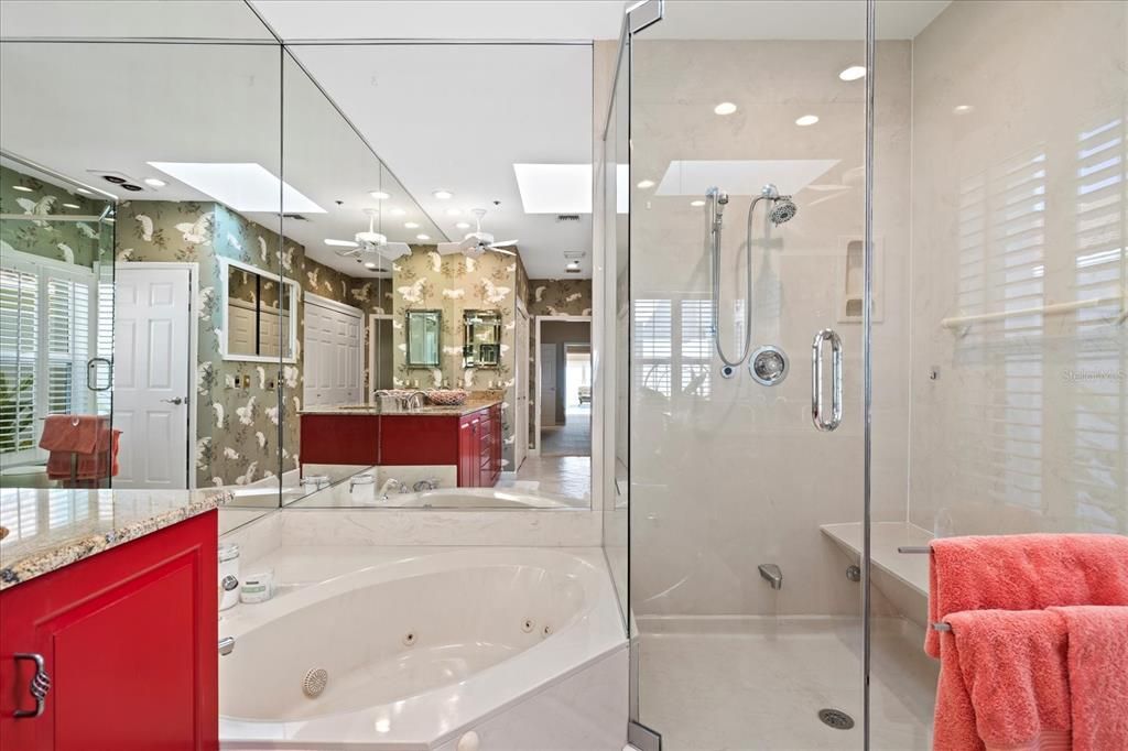 出租: $11,500 (3 贝兹, 3 浴室, 3101 平方英尺)