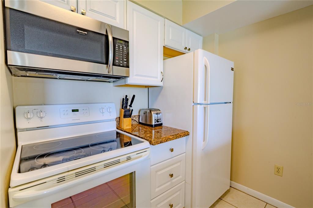 На продажу: $500,000 (1 спален, 1 ванн, 577 Квадратных фут)