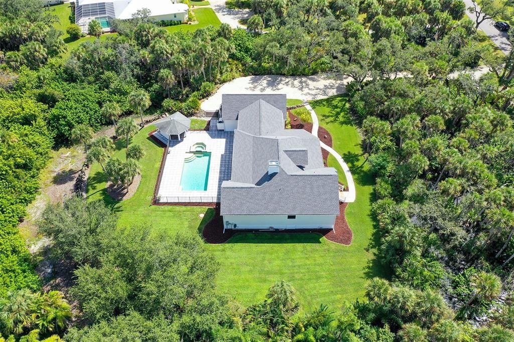 Active With Contract: $924,995 (3 beds, 2 baths, 2018 Square Feet)