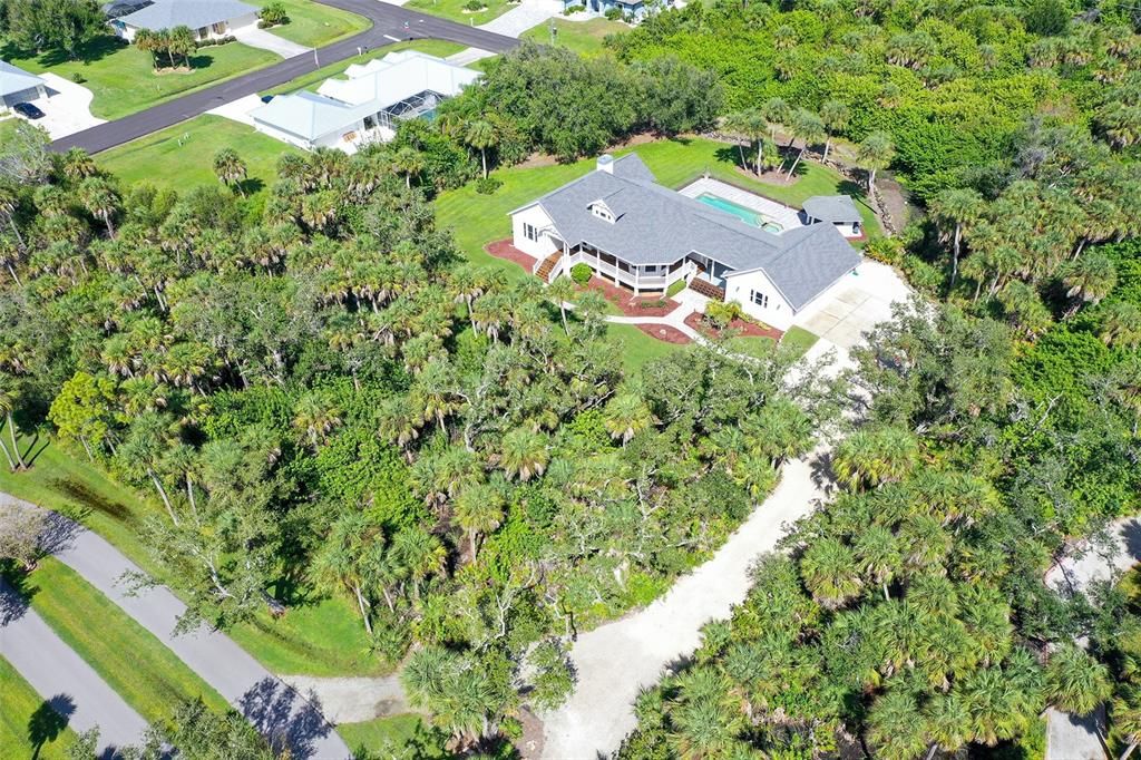 Active With Contract: $924,995 (3 beds, 2 baths, 2018 Square Feet)