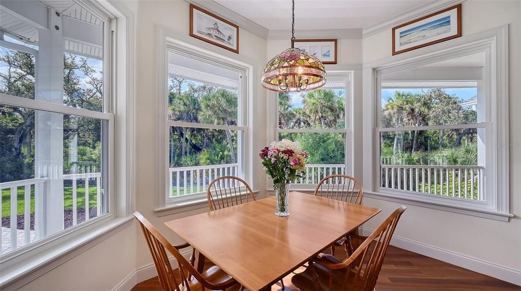 Active With Contract: $924,995 (3 beds, 2 baths, 2018 Square Feet)