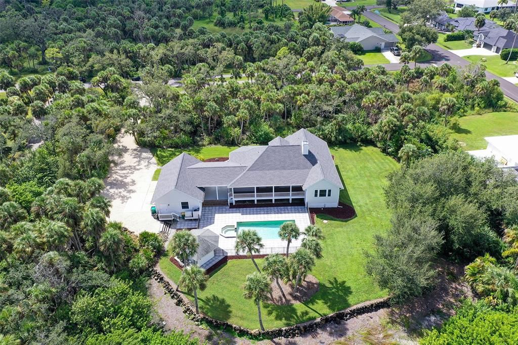 Active With Contract: $924,995 (3 beds, 2 baths, 2018 Square Feet)