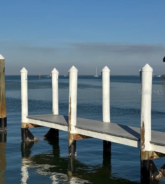 Active With Contract: $924,995 (3 beds, 2 baths, 2018 Square Feet)