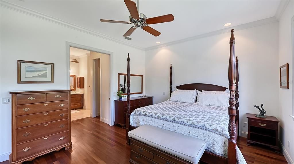 Active With Contract: $924,995 (3 beds, 2 baths, 2018 Square Feet)