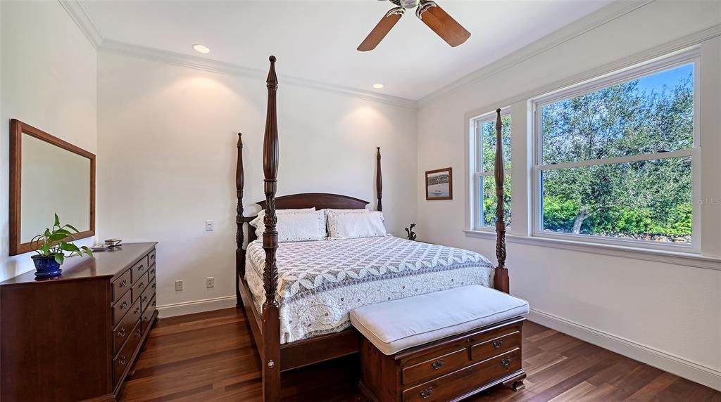 Active With Contract: $924,995 (3 beds, 2 baths, 2018 Square Feet)