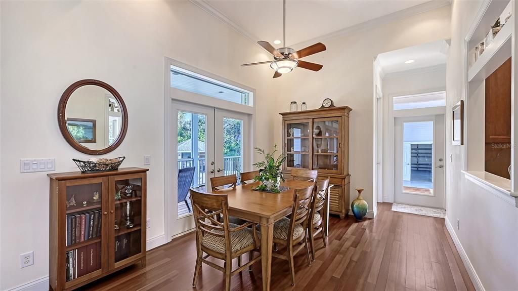 Active With Contract: $924,995 (3 beds, 2 baths, 2018 Square Feet)