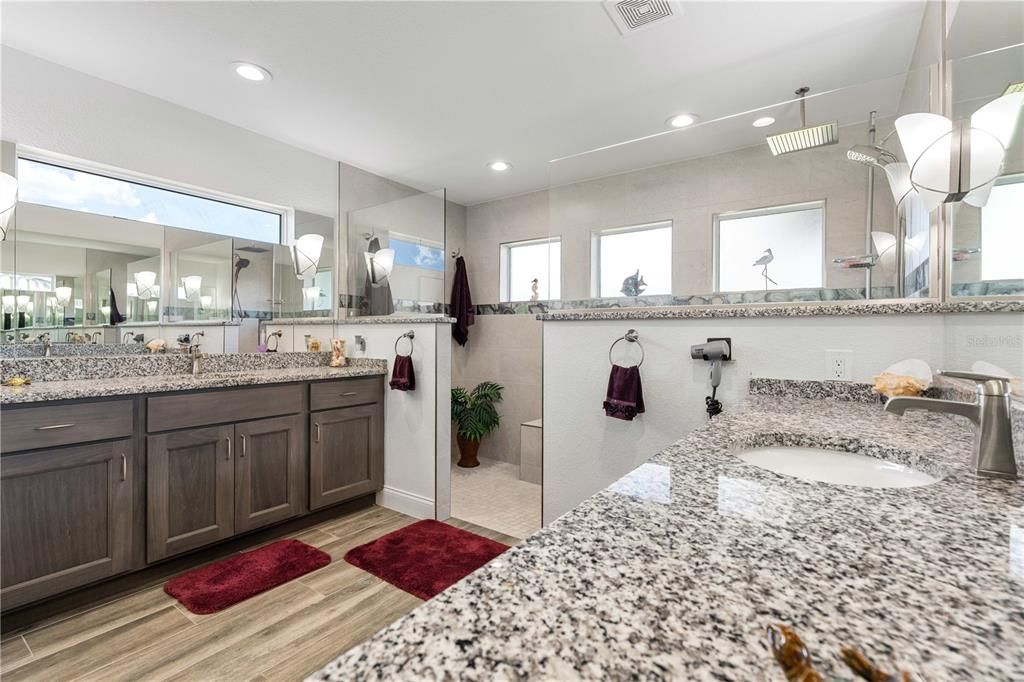 待售: $925,000 (3 贝兹, 2 浴室, 1809 平方英尺)