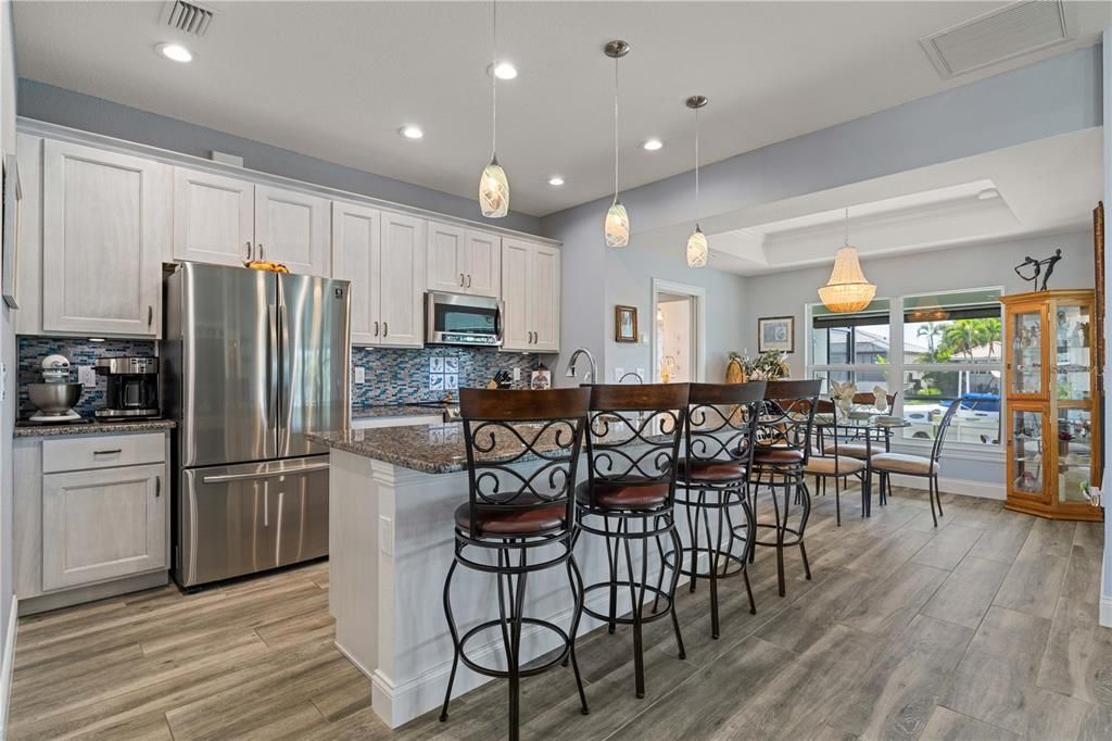 待售: $925,000 (3 贝兹, 2 浴室, 1809 平方英尺)