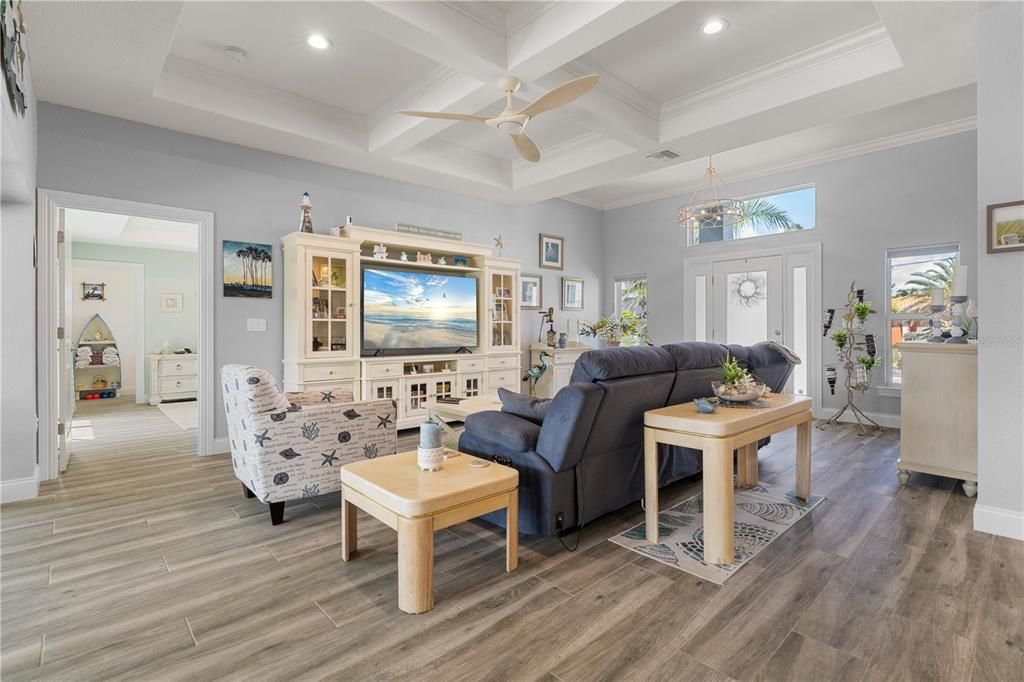 待售: $925,000 (3 贝兹, 2 浴室, 1809 平方英尺)