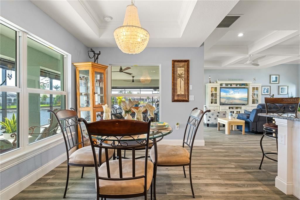 待售: $925,000 (3 贝兹, 2 浴室, 1809 平方英尺)