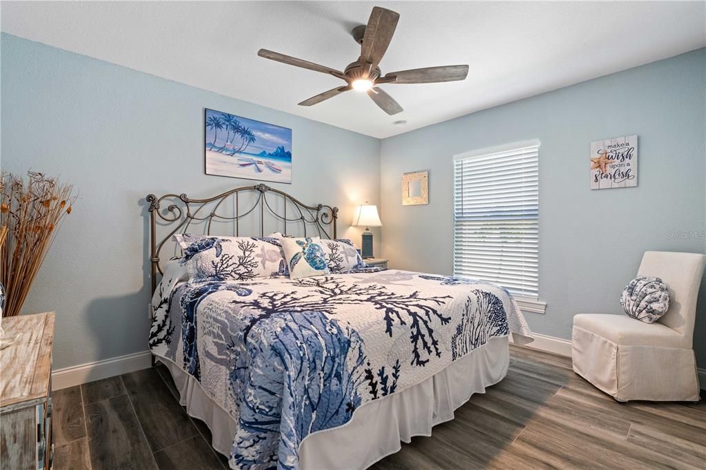 待售: $925,000 (3 贝兹, 2 浴室, 1809 平方英尺)