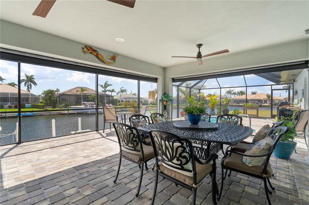 待售: $925,000 (3 贝兹, 2 浴室, 1809 平方英尺)