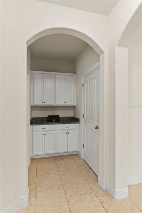 Active With Contract: $575,000 (3 beds, 2 baths, 2340 Square Feet)