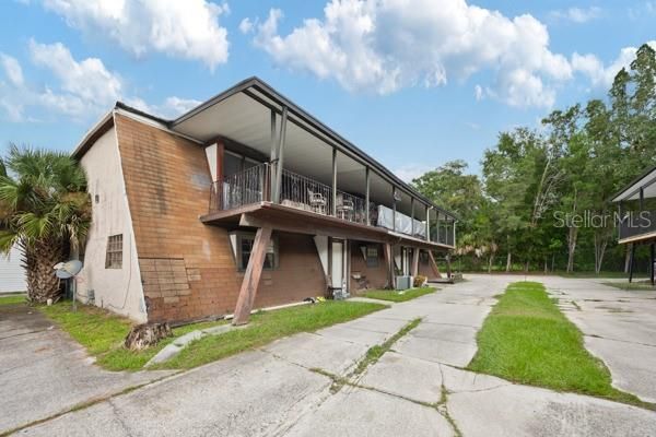 合同活跃: $499,900 (6 贝兹, 0 浴室, 3600 平方英尺)