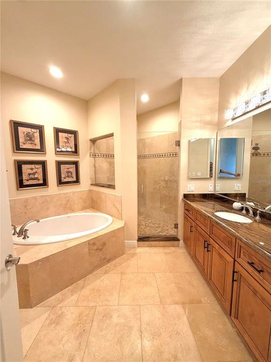 Active With Contract: $1,129,000 (3 beds, 3 baths, 2615 Square Feet)