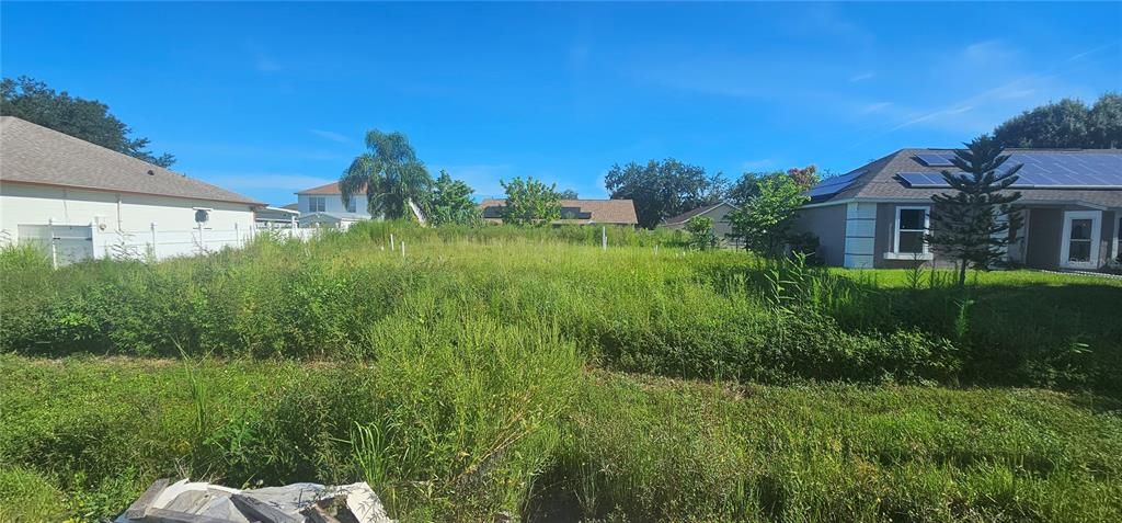 待售: $75,000 (0.18 acres)