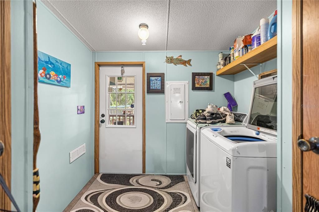Activo con contrato: $193,500 (3 camas, 2 baños, 1440 Pies cuadrados)