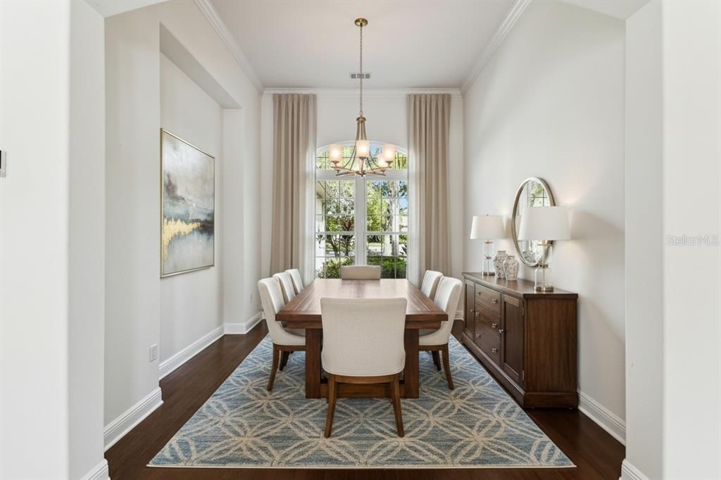 For Sale: $549,000 (3 beds, 2 baths, 2509 Square Feet)