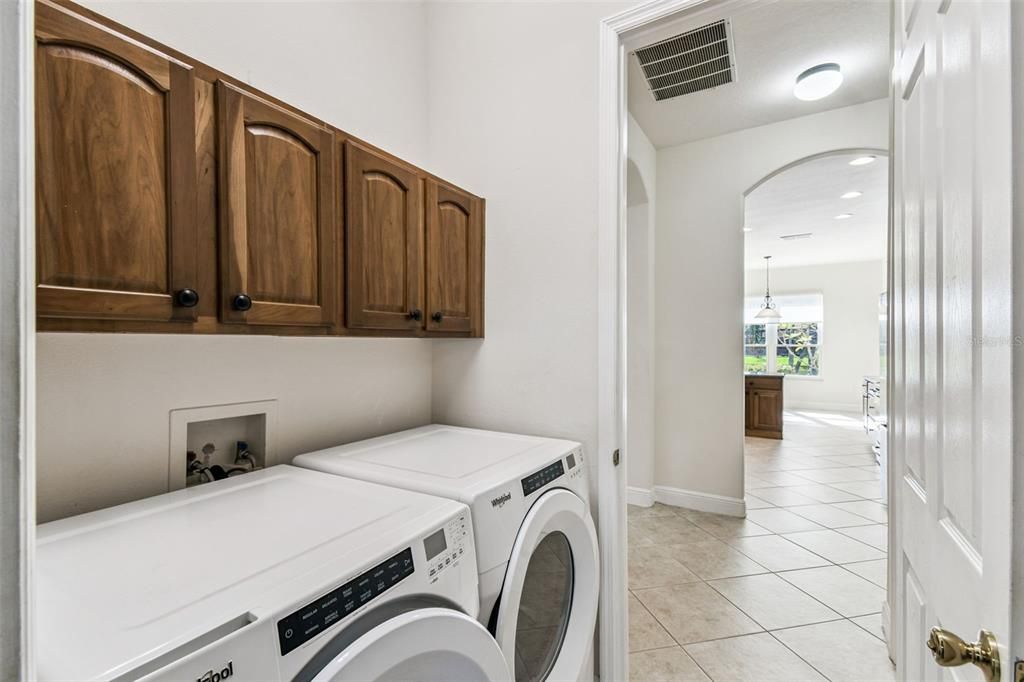 For Sale: $549,000 (3 beds, 2 baths, 2509 Square Feet)