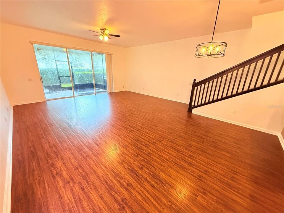 В аренду: $2,300 (3 спален, 2 ванн, 1720 Квадратных фут)