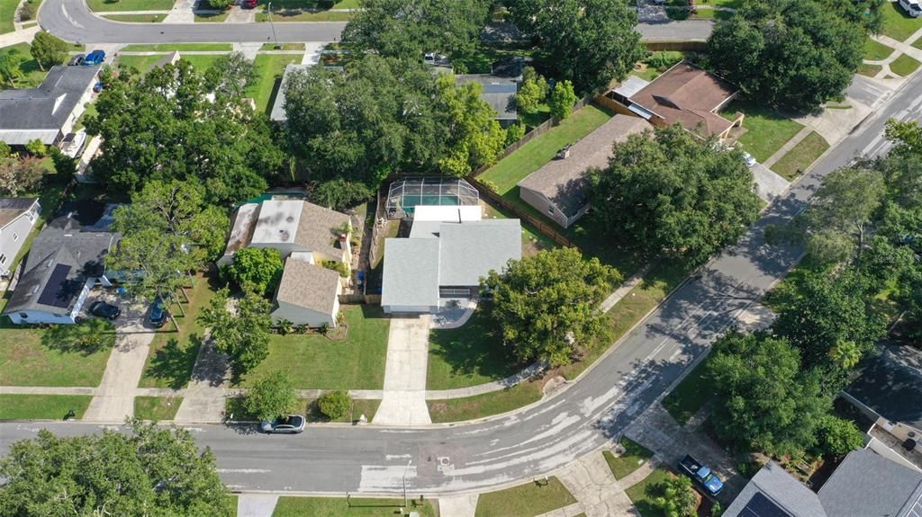 Под контрактом: $395,000 (3 спален, 3 ванн, 1268 Квадратных фут)