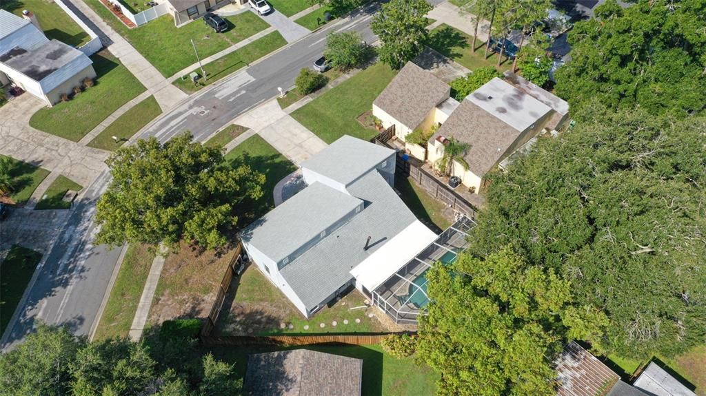 Под контрактом: $395,000 (3 спален, 3 ванн, 1268 Квадратных фут)