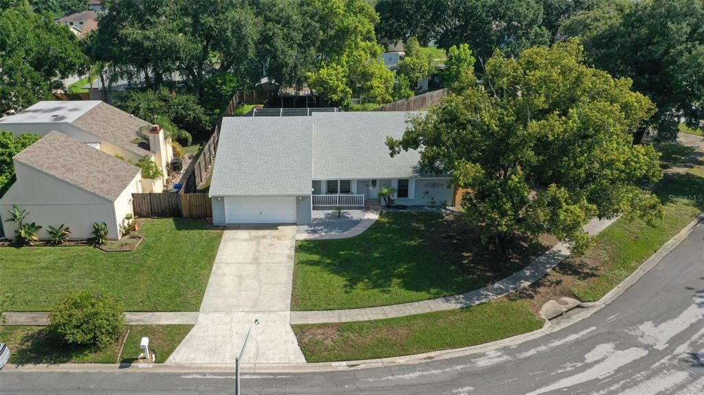 Под контрактом: $395,000 (3 спален, 3 ванн, 1268 Квадратных фут)