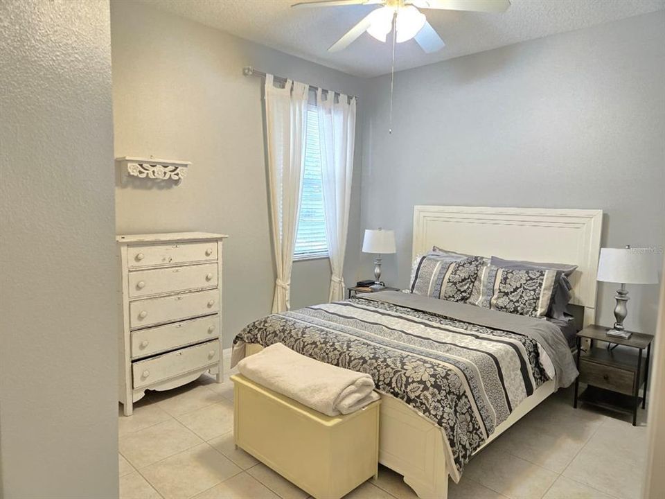 合同活跃: $515,000 (4 贝兹, 3 浴室, 2117 平方英尺)