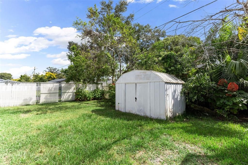 For Sale: $555,000 (4 beds, 2 baths, 1770 Square Feet)