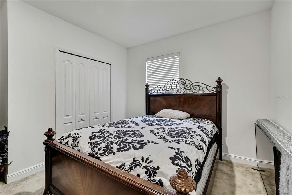 For Sale: $355,000 (4 beds, 2 baths, 1988 Square Feet)