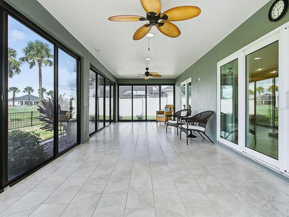 En Venta: $905,900 (3 camas, 2 baños, 2335 Pies cuadrados)