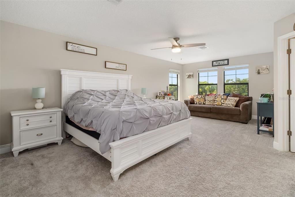 На продажу: $769,999 (5 спален, 3 ванн, 3373 Квадратных фут)