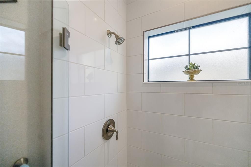 На продажу: $769,999 (5 спален, 3 ванн, 3373 Квадратных фут)