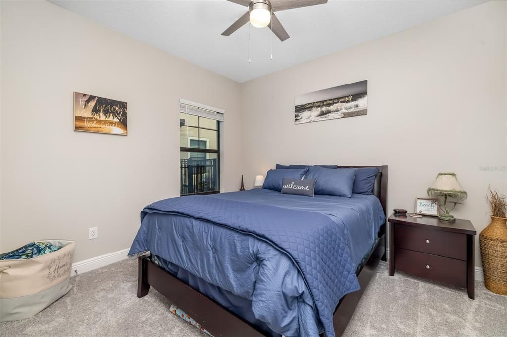 На продажу: $769,999 (5 спален, 3 ванн, 3373 Квадратных фут)