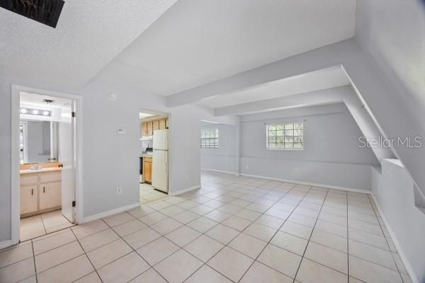 Activo con contrato: $499,900 (6 camas, 0 baños, 3600 Pies cuadrados)