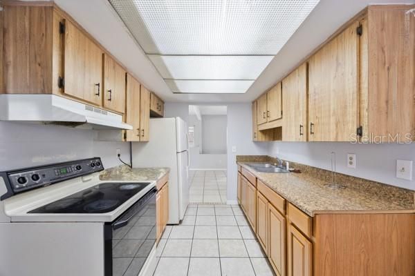 Activo con contrato: $499,900 (6 camas, 0 baños, 3600 Pies cuadrados)