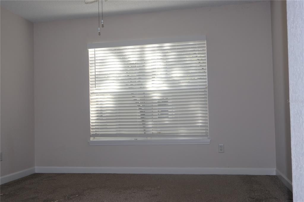 В аренду: $2,349 (1 спален, 1 ванн, 900 Квадратных фут)