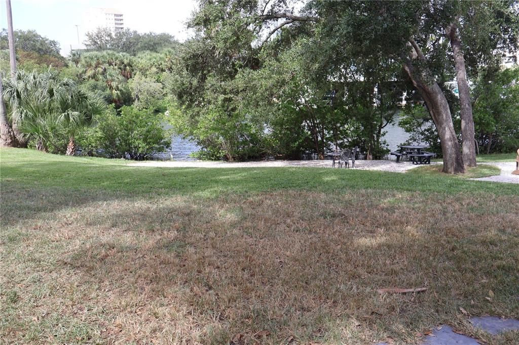 В аренду: $2,349 (1 спален, 1 ванн, 900 Квадратных фут)