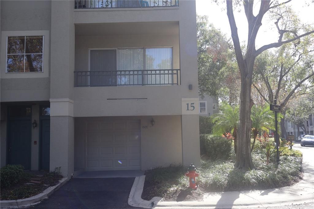 В аренду: $2,349 (1 спален, 1 ванн, 900 Квадратных фут)