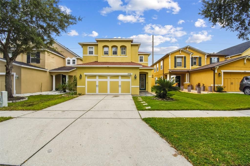 Recently Sold: $325,000 (4 beds, 2 baths, 2350 Square Feet)