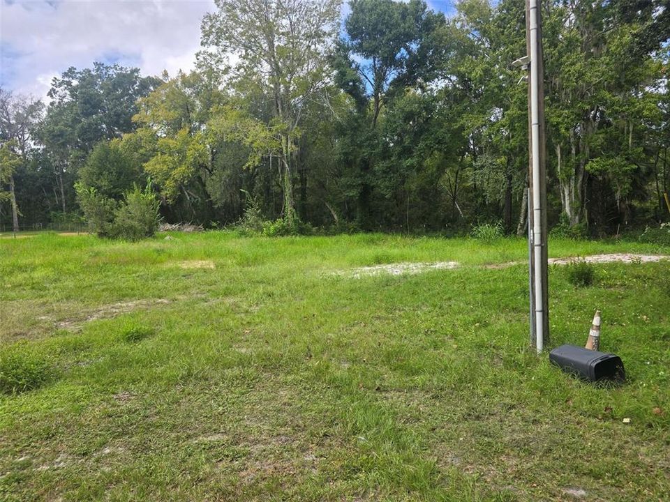 For Sale: $425,000 (3 beds, 2 baths, 2280 Square Feet)