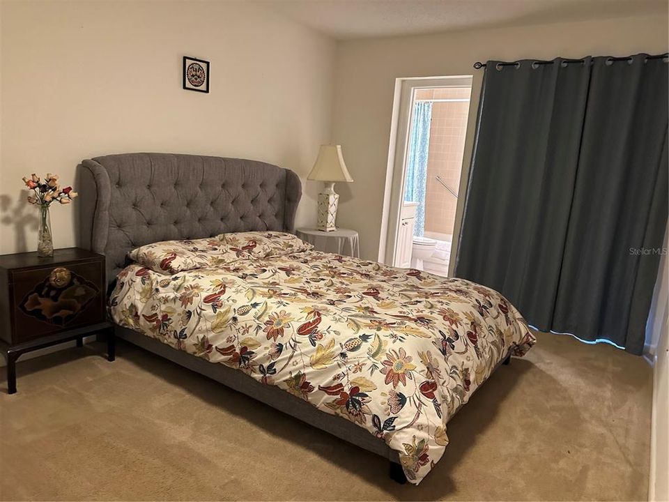 待售: $129,900 (2 贝兹, 2 浴室, 903 平方英尺)