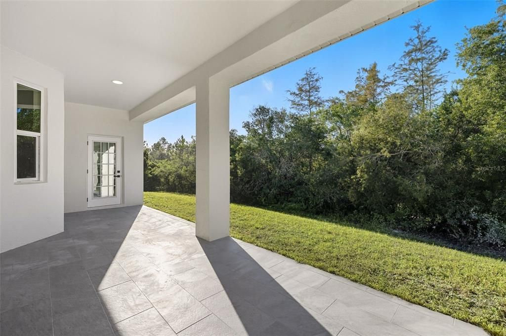 For Sale: $699,400 (5 beds, 3 baths, 2727 Square Feet)