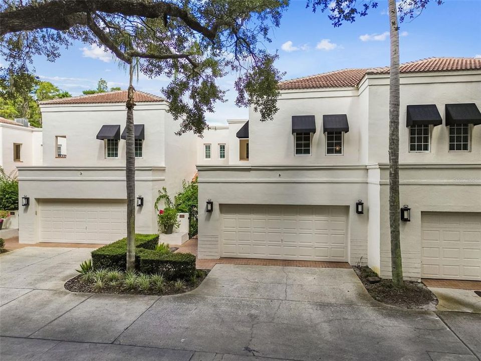 合同活跃: $849,990 (3 贝兹, 3 浴室, 2636 平方英尺)