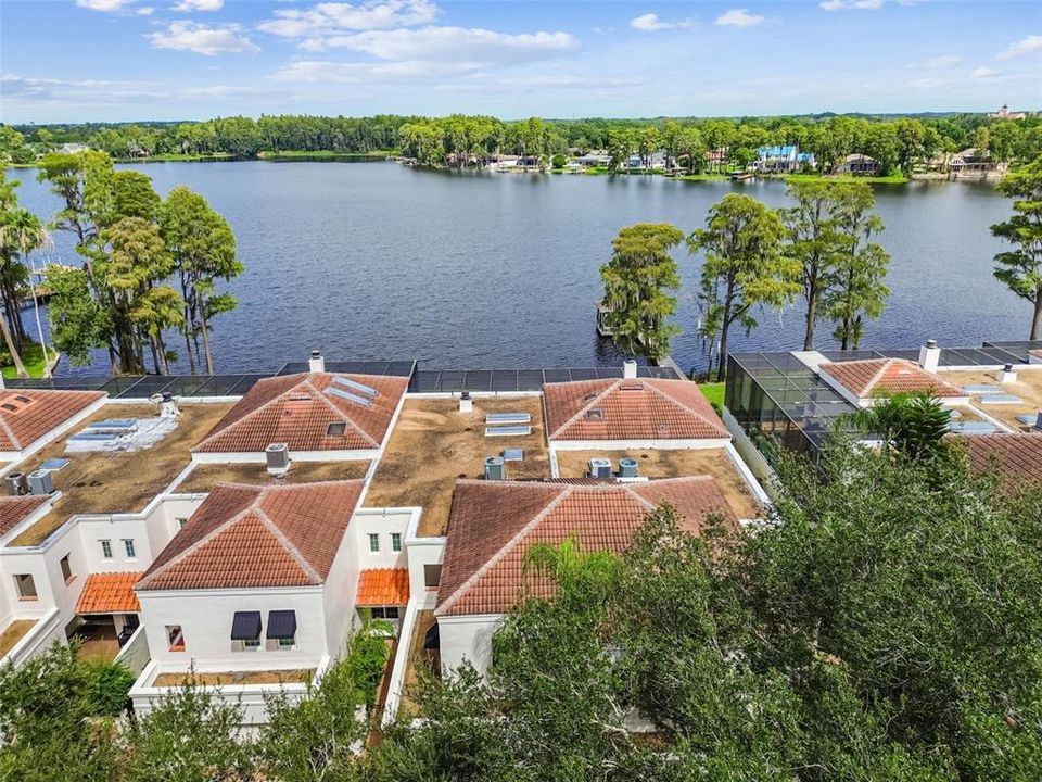 合同活跃: $849,990 (3 贝兹, 3 浴室, 2636 平方英尺)