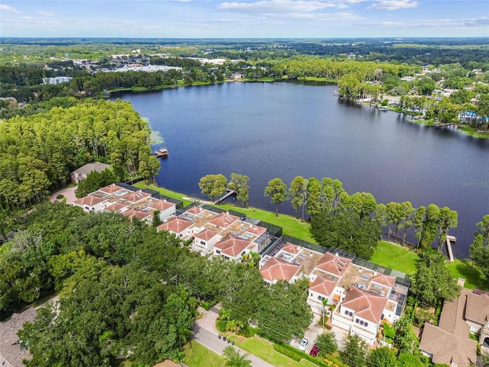 合同活跃: $849,990 (3 贝兹, 3 浴室, 2636 平方英尺)