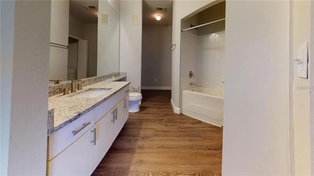 В аренду: $1,499 (1 спален, 1 ванн, 837 Квадратных фут)